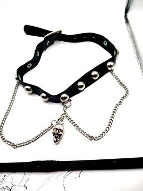 Gothic Skull + Chain Studded Choker-Necklace Vegan Leather-Black